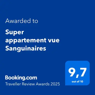 a blue screen with the text awarded to super agreement wipe signatures at Super appartement vue Sanguinaires in Ajaccio
