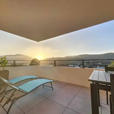 Appartement central avec très jolie vue