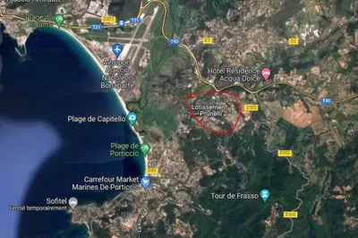 a map of a park with a red highlighted at Porticcio- Duplex dans propriété privée in Cauro