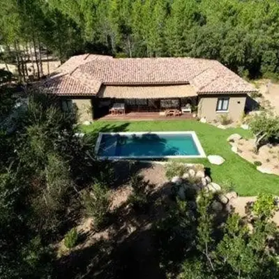 VILLA AVEC PISCINE PORTO-VECCHIO CORSICA