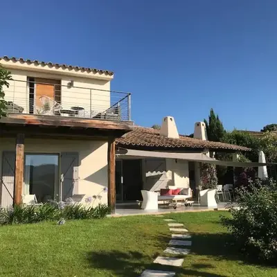 Villa Pieds dans l eau