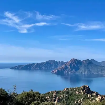 Appartement spacieux avec vue mer