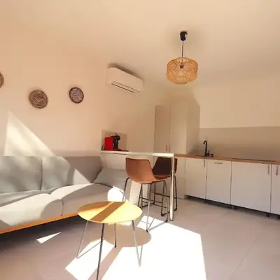 LE FINOSELLO - T2 Cosy sur Ajaccio avec Clim