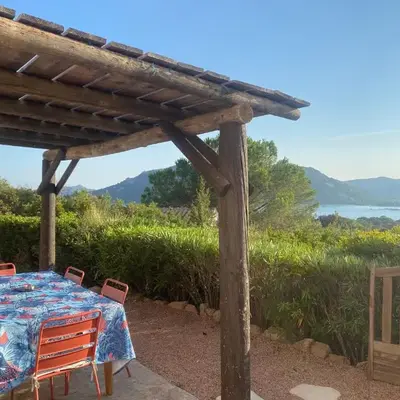 Villa vue mer exceptionnelle à 500m de la plage de Santa Giulia