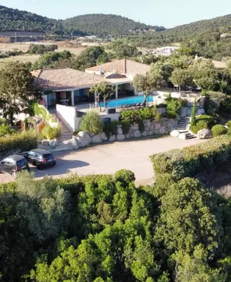an aerial view of a house with a driveway at Résidence U Sognu in Porto-Vecchio