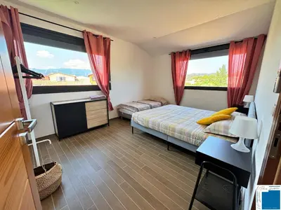 a house with a stone facade and a yard at VILLA MARINA - 5chb - piscine - plage à pied in Lecci