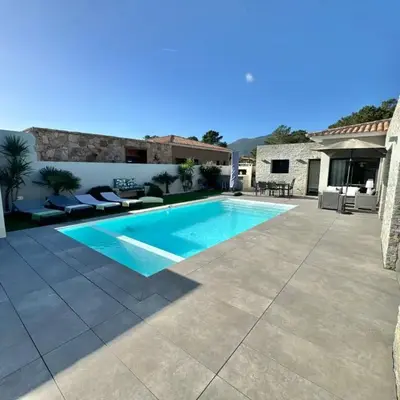 Villa Porto- Vecchio avec piscine 8 pers