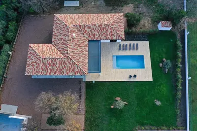 an overhead view of a house with a roof at Casa Culomba in Morta