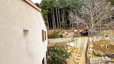 an aerial view of a building and a garden at Domaine de Gialla Bergerie Carta, 6 pers, montagne, vue mer in Porto-Vecchio