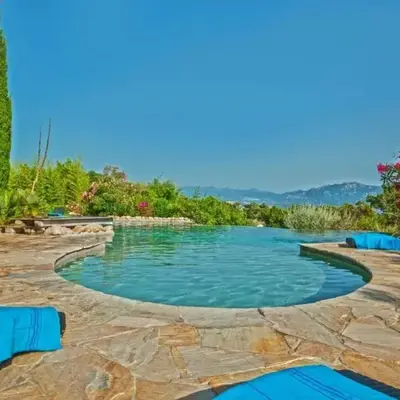 Charmante Maison de Vacances à Olmeto avec Piscine