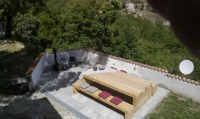 an overhead view of a bed and a wall at Kallista 2 in San-Giuliano
