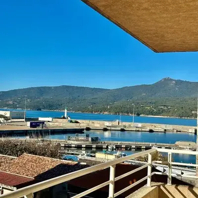 Appartement plein centre vue mer PROPRIANO