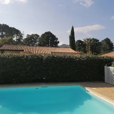 villa dans petite résidence avec piscine à 10 minutes des plages proche PORTO VECCHIO