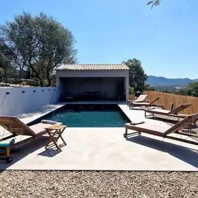 Villa moderne avec piscine 4 étoiles