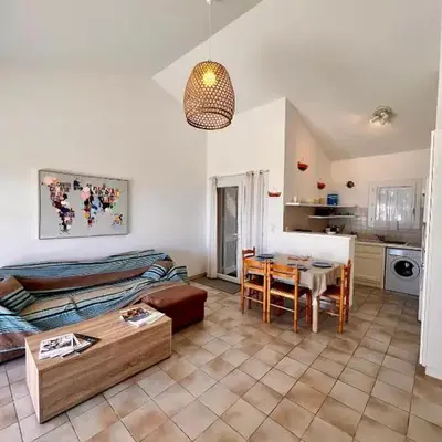 Logement A Nepita splendide vue mer avec piscine