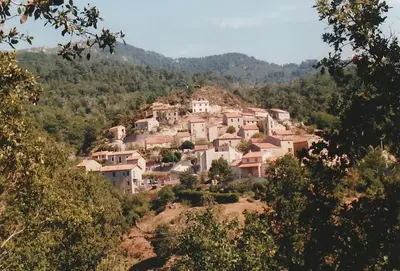 a village on the side of a mountain at CASA Marie-PAULINE in Sampolo