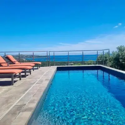 Villa Pinarello vue panoramique mer piscine privée chauffée