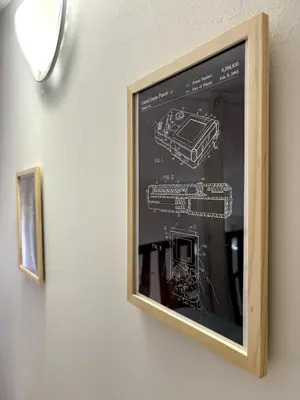 a picture of a drawing of a car on a wall at CASA ANPÀ Maison Vue Mer in Lecci