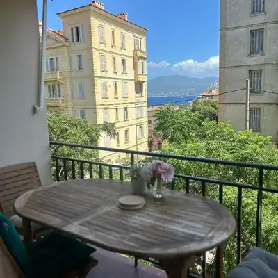Jolie appartement ville