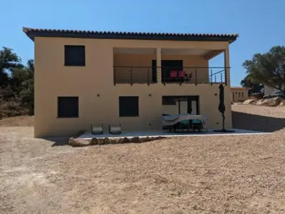 a house in the middle of a field at 2 logements a porto vecchio in Porto-Vecchio