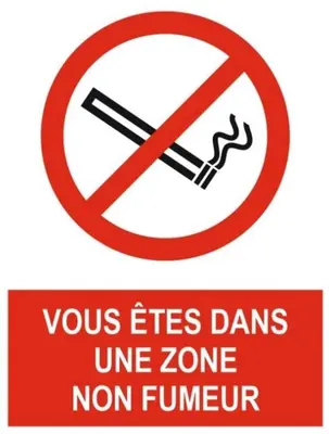 a sign that says no firesvousvousdsvousdsvousdsvous dms at Studio avec mezzanine in Cuttoli-Corticchiato