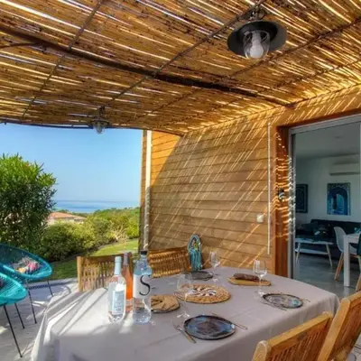 Rez de villa vue mer panoramique