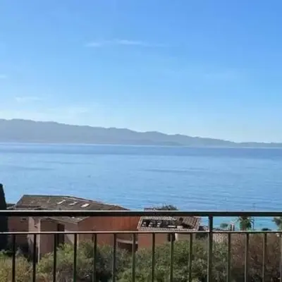 Bright studio with sea view in Ajaccio