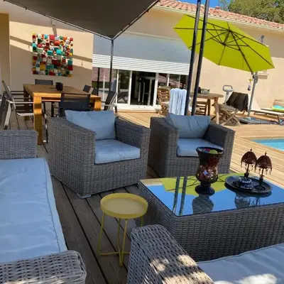 Cozy villa with pool