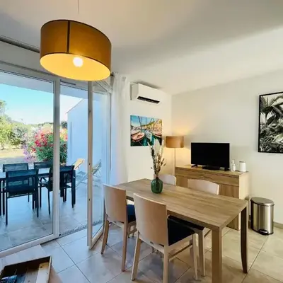 Mini-villa dans résidence avec piscine T2 BONIFACIO