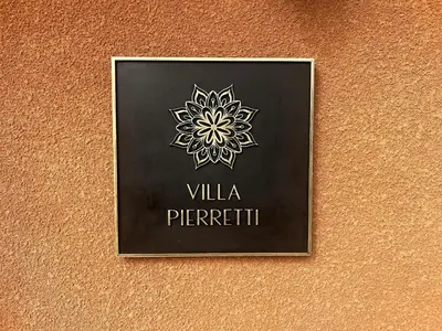 a sign on a wall that says villa premier at Villa Pierretti - Vue mer Panoramique in Coti-Chiavari