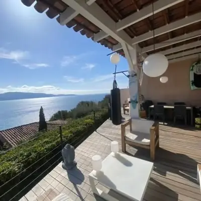 Superbe appartement type mini villa vue mer panoramique