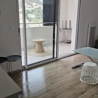 Studio 2 minutes du port Bonifacio avec parking privé