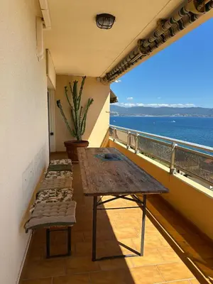 Gallery image of Appartement Vue Mer route des Sanguinaires in Ajaccio