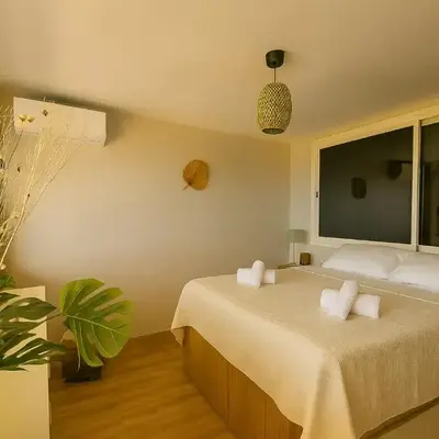 Sublime Appartement neuf climatisé vue imprenable sur la mer terrasse wifi