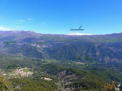 a view of a mountain range with the names of the mountains at Maison d'Hôtes Zella in Bains de Guitera