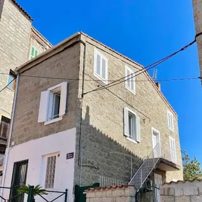 Duplex en plein centre