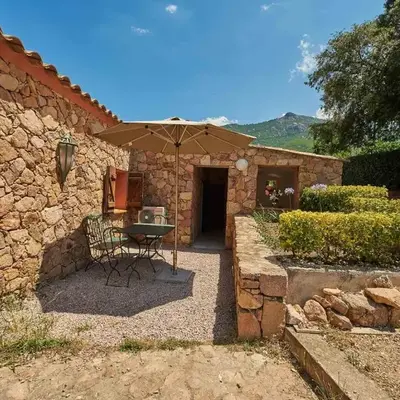 Maison L'Olivier avec piscine