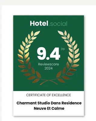 a laurel wreath logo for a hotel at charmant studio dans résidence neuve et calme in Corte