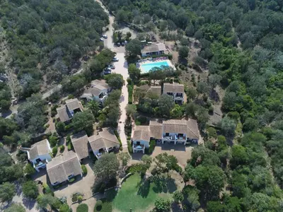 an aerial view of a house with a pool at Résidence Mari di Soli in Porto-Vecchio