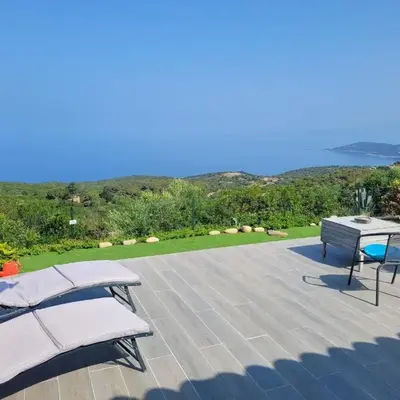 Villa Acqua Doria