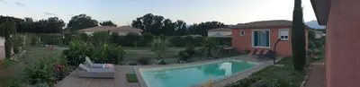 an aerial view of a backyard with a swimming pool at Villa di Pardisoli in Prunelli-di-Fiumorbo