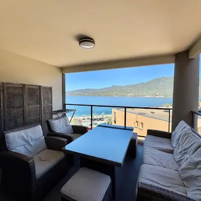Appartement neuf tout confort en bord de mer