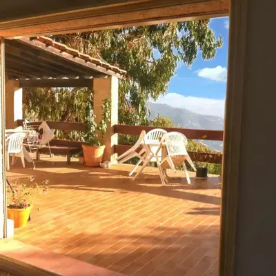 Maison charmante avec vue sur la mer