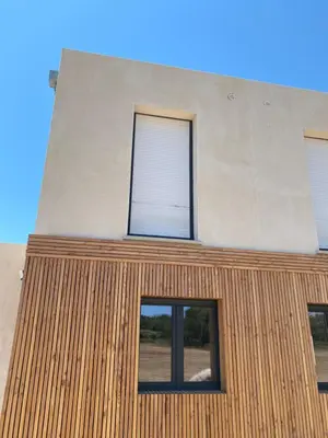 a building with two windows on top of it at MAISON NEUVE PORTO VECCHIO in Porto-Vecchio