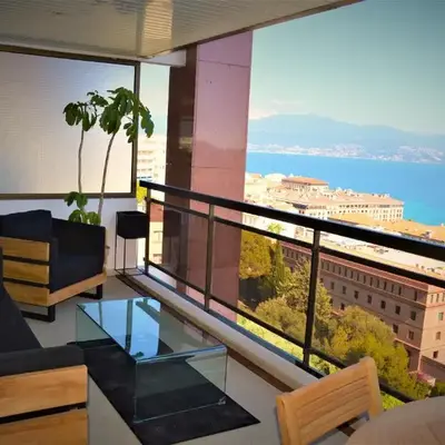 Grand T2 STANDING AJACCIO Proche centre et plages VUE PANORAMIQUE PARKING PRIVE
