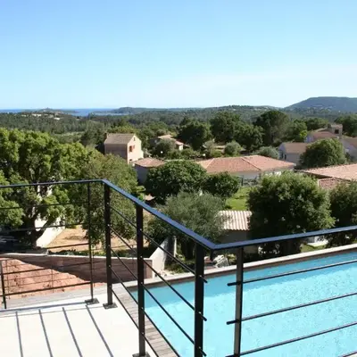 Villa L'Arbousier 4 pers piscine chauffée 2 min plage en voiture