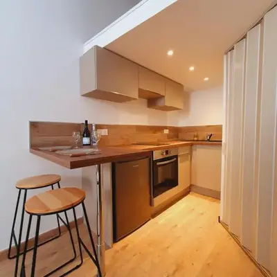 Studio entièrement rénové vieille ville