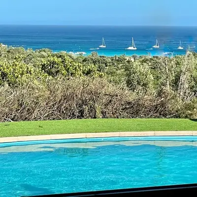 Villa AZURA