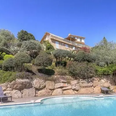 Appartement vue mer en Résidence avec piscine