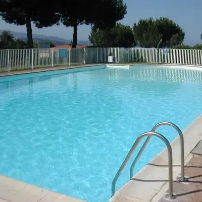 T2 vue mer à Porticcio